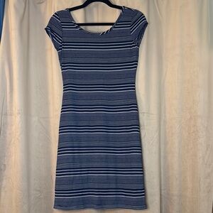 NWT Velvet Torch Navy Striped Casual Midi Dress Sz S
